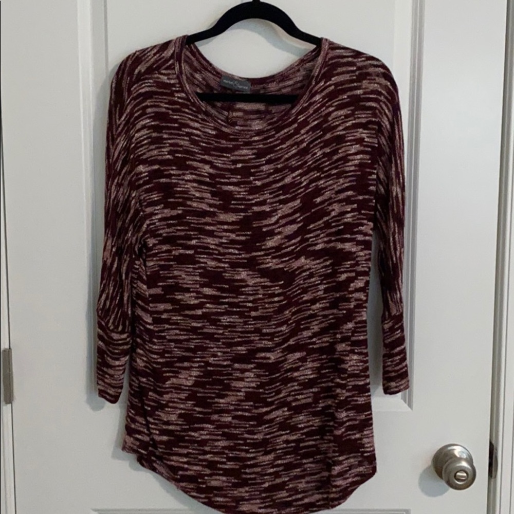 Burgundy and white tunic